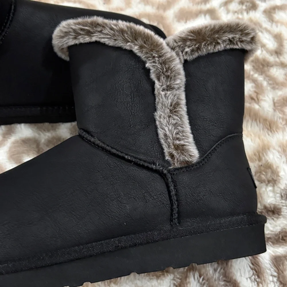 Lamp black vera style gray faux fur 7 in l boots